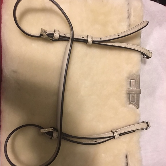 Fendi New Runway Fur Shearling Cross Body Clutch - Picture 2 of 8